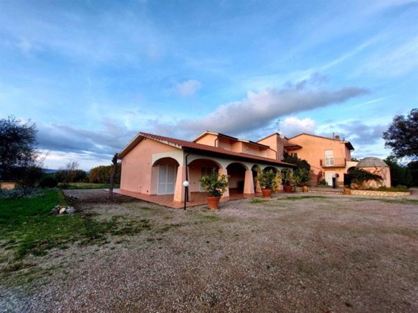 casa indipendente in vendita a Scarlino in zona Puntone