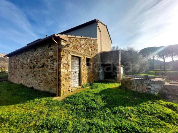 casa indipendente in vendita a Scarlino