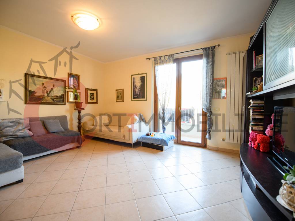 appartamento in vendita a Scarlino in zona Scarlino Scalo