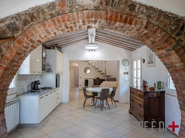 casa indipendente in vendita a Scarlino in zona Scarlino Scalo