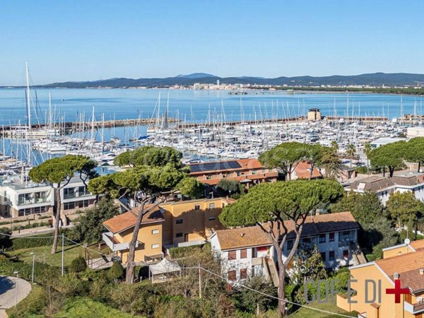 casa indipendente in vendita a Scarlino in zona Puntone