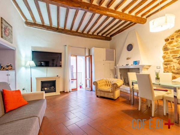 appartamento in vendita a Scarlino in zona Scarlino Scalo