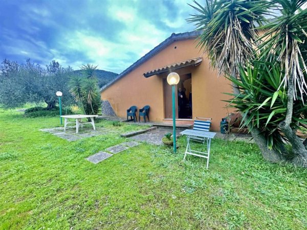 appartamento in vendita a Scarlino in zona Puntone
