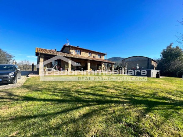 appartamento in vendita a Scarlino in zona Puntone