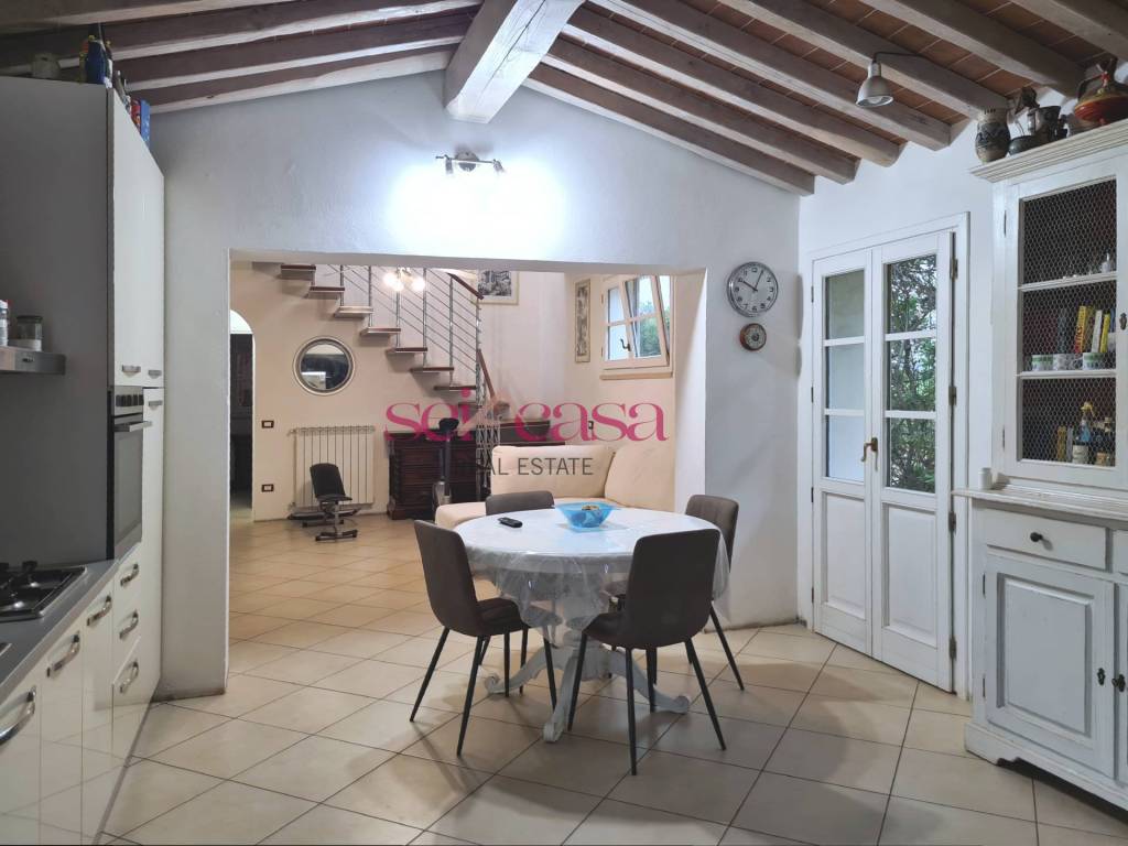 casa indipendente in vendita a Scarlino in zona Puntone