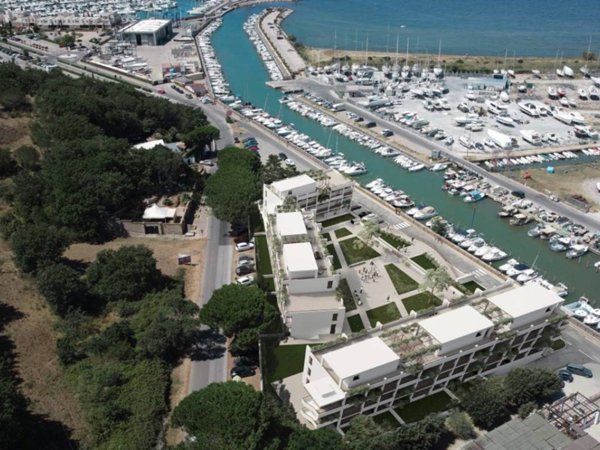 appartamento in vendita a Scarlino in zona Puntone
