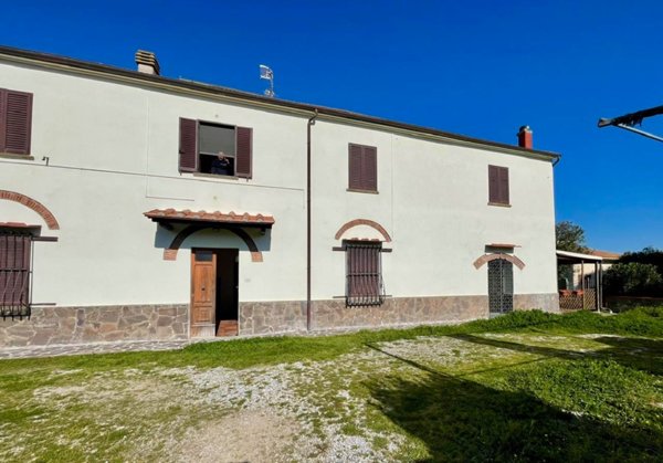 appartamento in vendita a Scarlino in zona Puntone