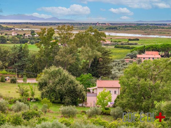 casa indipendente in vendita a Scarlino in zona Scarlino Scalo