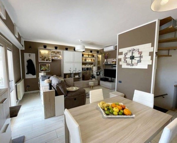 casa indipendente in vendita a Scarlino