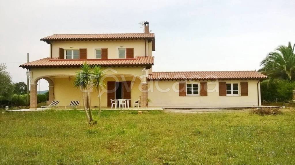 casa indipendente in vendita a Scarlino