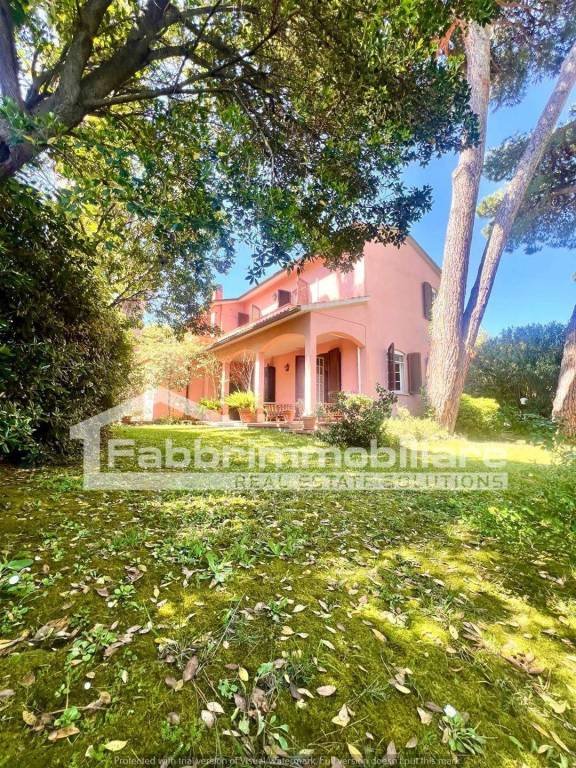 casa indipendente in vendita a Scarlino
