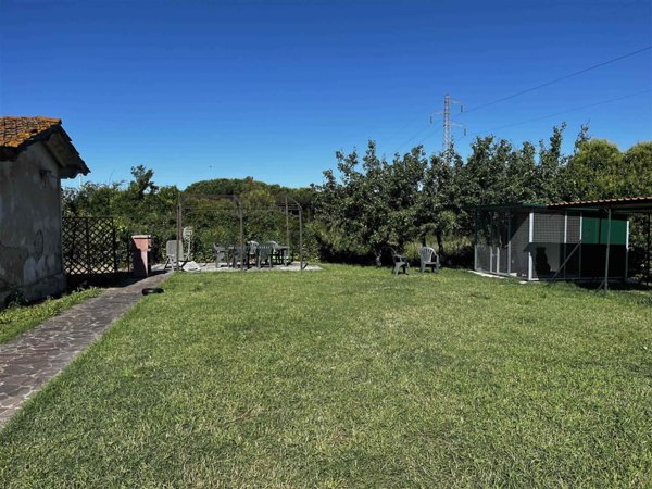 appartamento in vendita a Scarlino in zona Scarlino Scalo