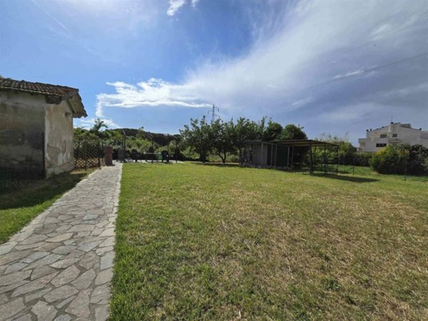 appartamento in vendita a Scarlino in zona Scarlino Scalo