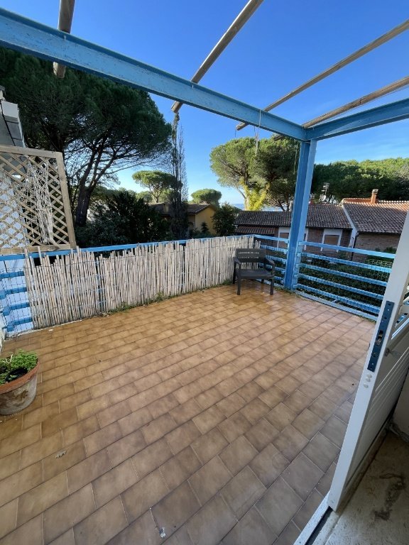 casa indipendente in vendita a Scarlino in zona Puntone