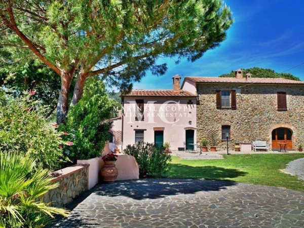 casa indipendente in vendita a Scarlino