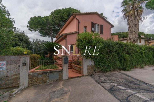 casa indipendente in vendita a Scarlino