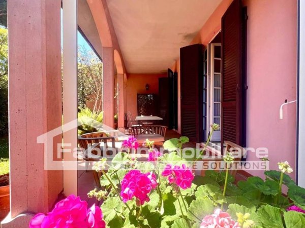 casa indipendente in vendita a Scarlino
