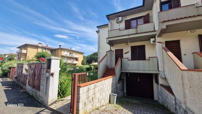 casa indipendente in vendita a Scarlino in zona Scarlino Scalo