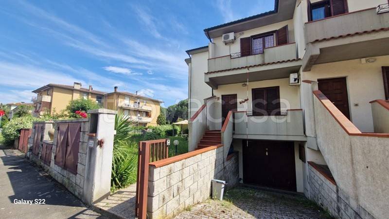 casa indipendente in vendita a Scarlino in zona Scarlino Scalo