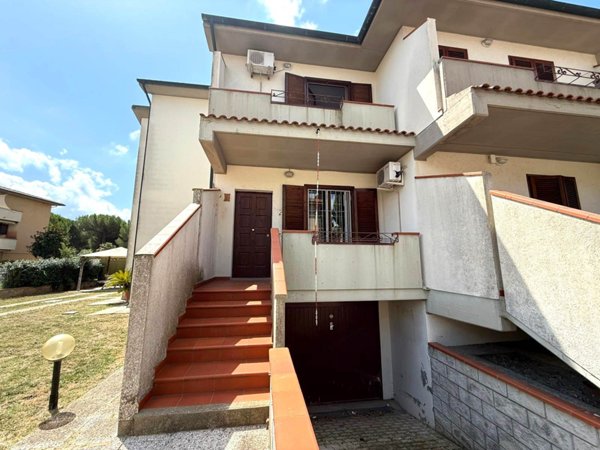 casa indipendente in vendita a Scarlino in zona Scarlino Scalo