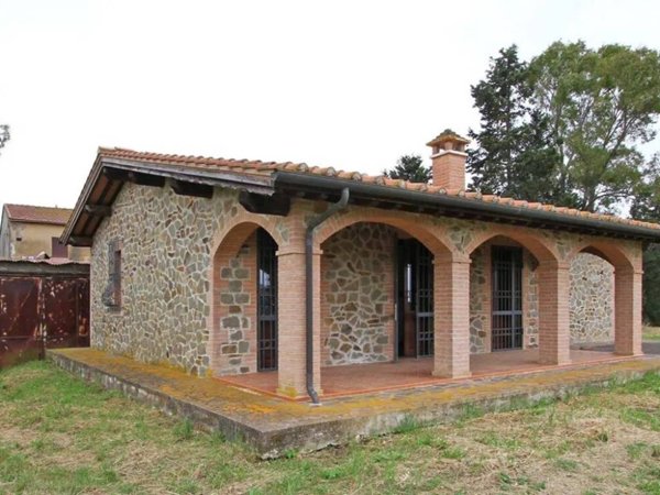 casa indipendente in vendita a Scarlino