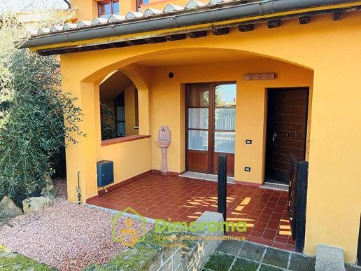 casa indipendente in vendita a Scarlino