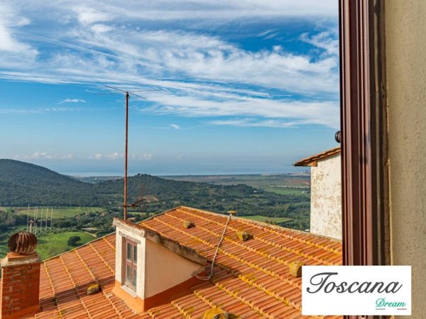 appartamento in vendita a Scarlino in zona Scarlino Scalo