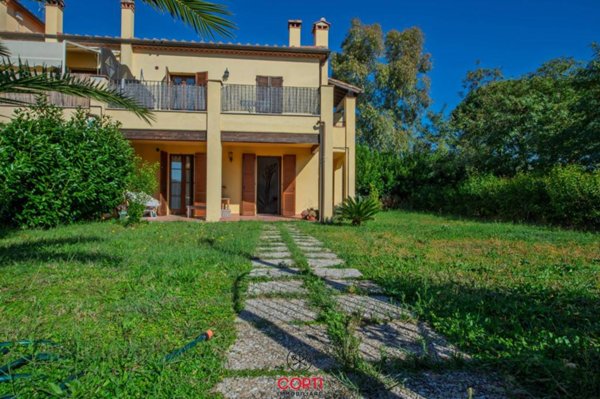 appartamento in vendita a Scarlino in zona Scarlino Scalo