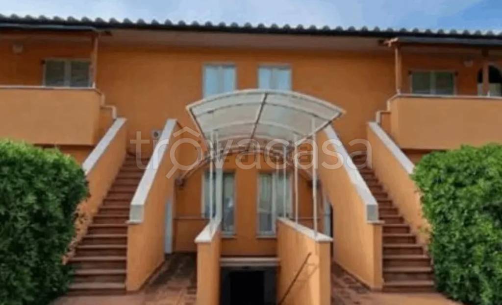 negozio in vendita a Scarlino in zona Puntone