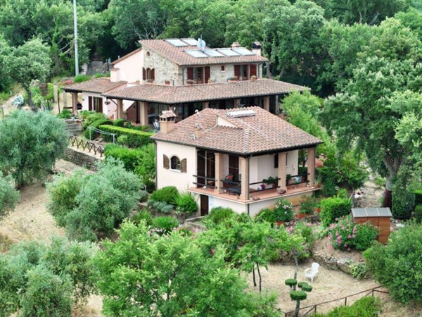 casa indipendente in vendita a Scarlino