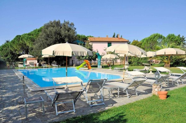 casale in vendita a Scarlino