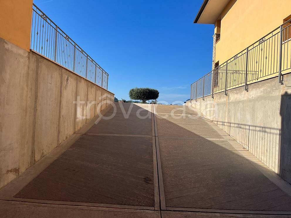 appartamento in vendita a Scarlino in zona Puntone