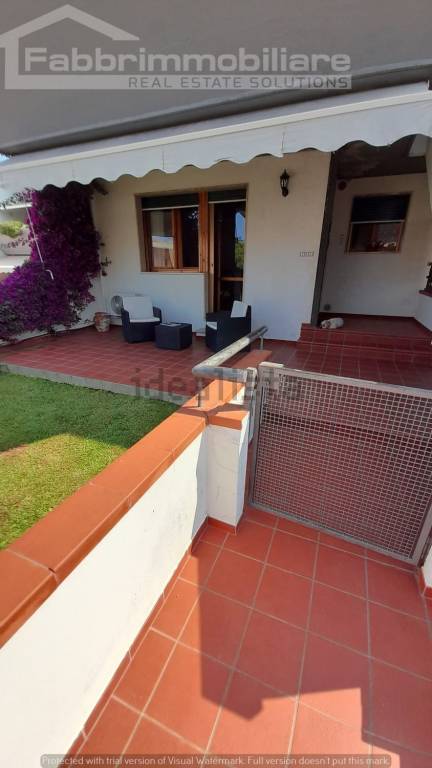 appartamento in vendita a Scarlino in zona Puntone