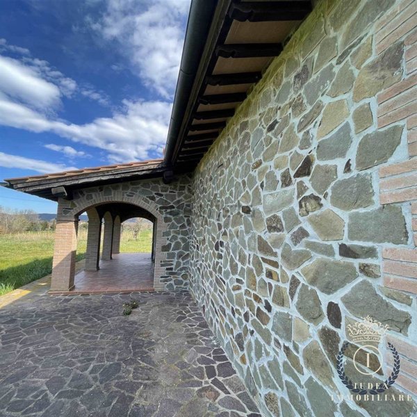 casa indipendente in vendita a Scarlino