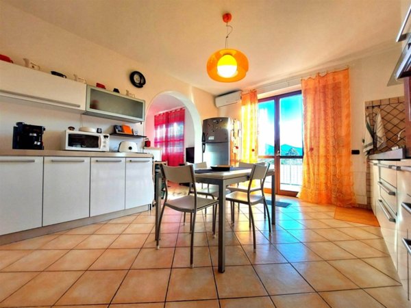 appartamento in vendita a Scarlino in zona Scarlino Scalo