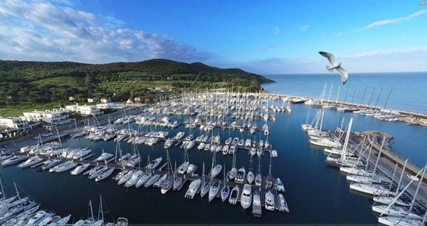 appartamento in vendita a Scarlino in zona Puntone