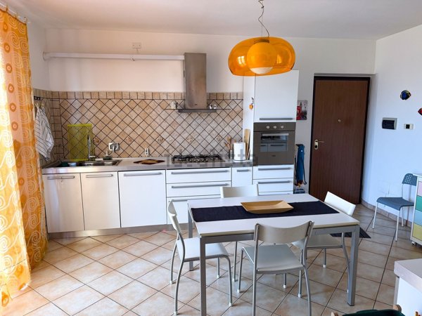 appartamento in vendita a Scarlino in zona Scarlino Scalo