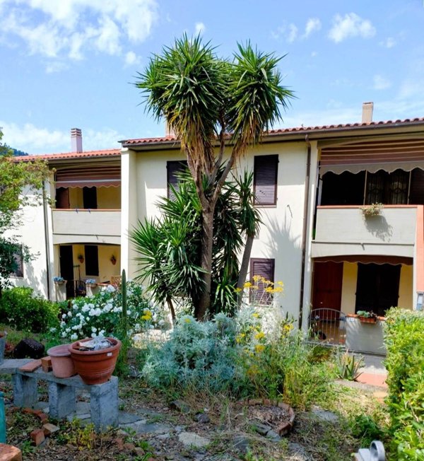 appartamento in vendita a Scarlino in zona Puntone