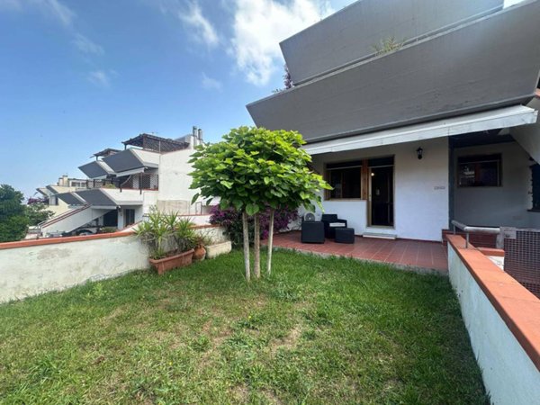 appartamento in vendita a Scarlino in zona Puntone