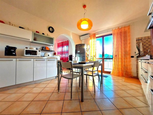 appartamento in vendita a Scarlino in zona Scarlino Scalo