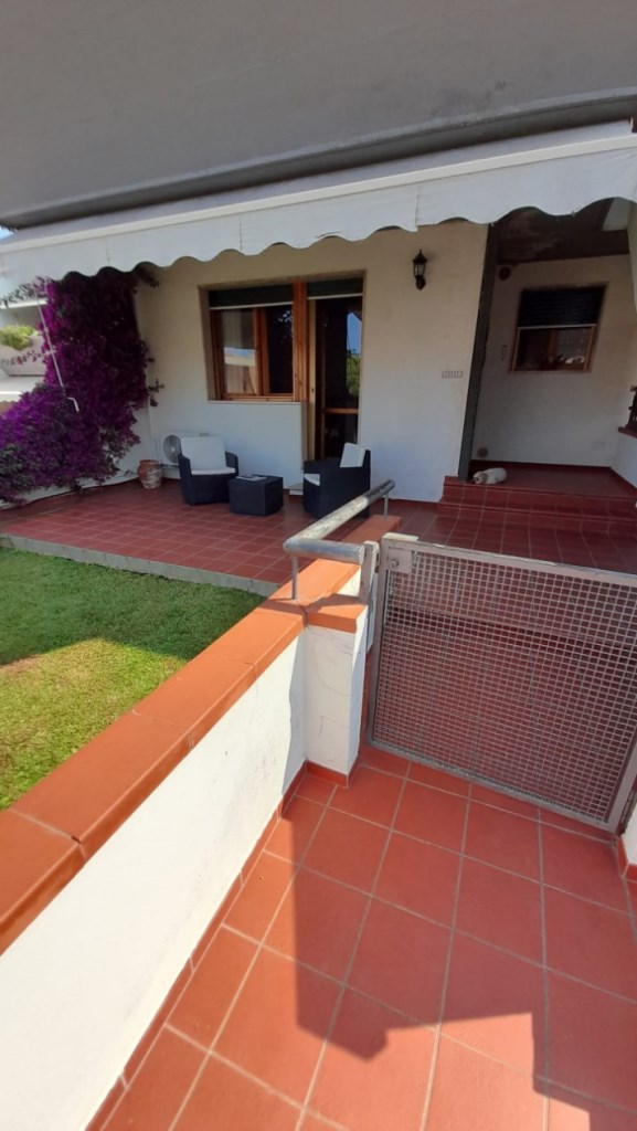 appartamento in vendita a Scarlino in zona Puntone