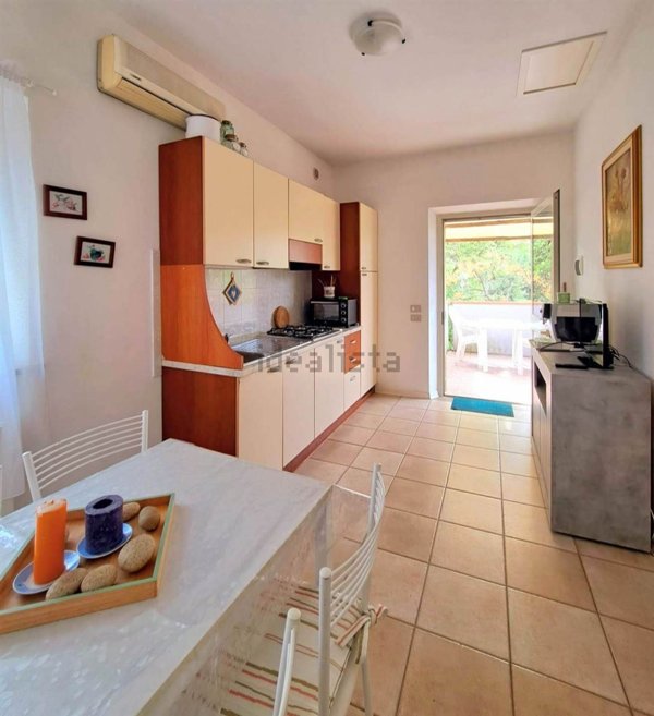 appartamento in vendita a Scarlino in zona Puntone