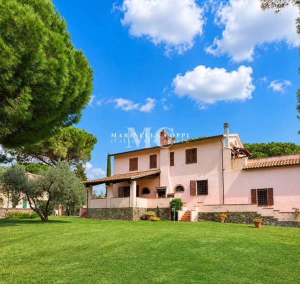 casa indipendente in vendita a Scarlino