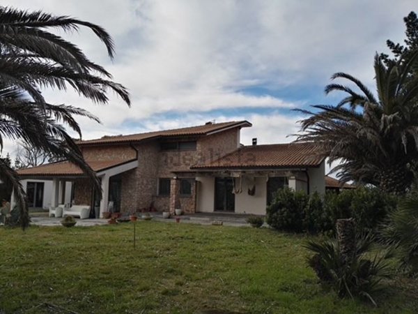 casa indipendente in vendita a Scarlino