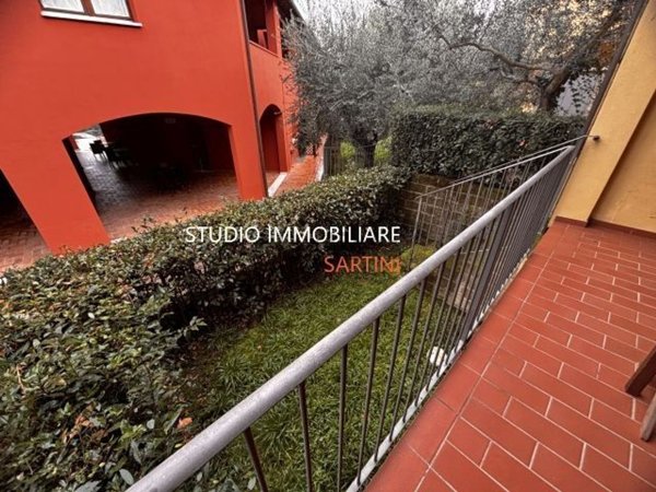 appartamento in vendita a Scarlino in zona Puntone