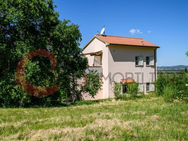 casa indipendente in vendita a Scarlino