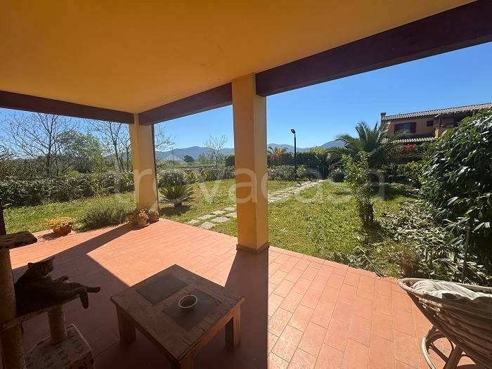 appartamento in vendita a Scarlino in zona Scarlino Scalo
