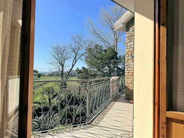 casa indipendente in vendita a Scarlino in zona Puntone