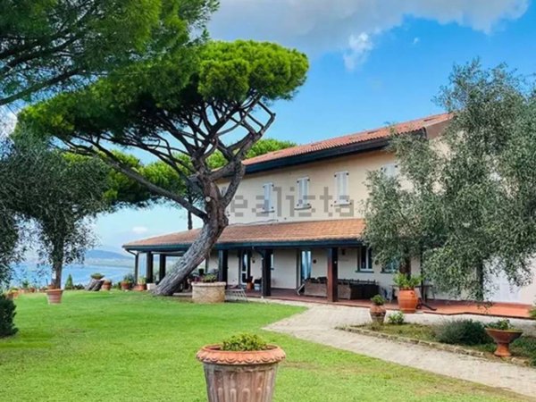 casa indipendente in vendita a Scarlino in zona Puntone