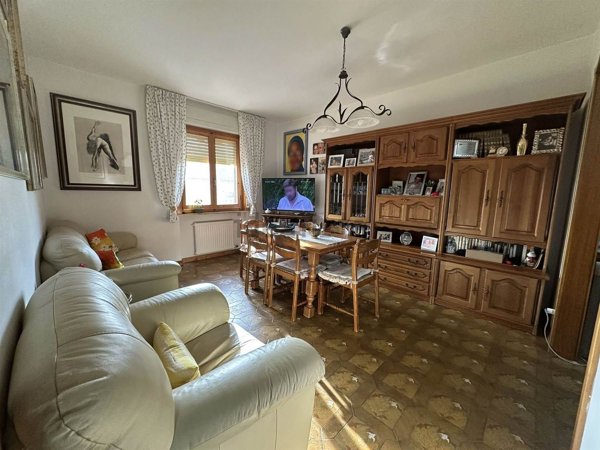 appartamento in vendita a Scarlino in zona Scarlino Scalo